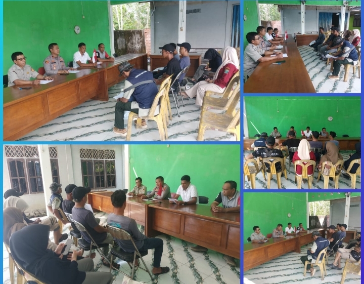 Kapolsek Rambang Bersama Ketua BPP Kecamatan Rambang Giat Sambang dan Sosialisasi ke Kelompok Tani di Kantor Desa Sugih Waras Barat