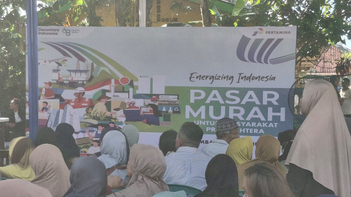 Depot Pertamina Kertapati Gelar Program Sembako Murah Rp30 Ribu, Warga Keluhkan Syarat Ketat